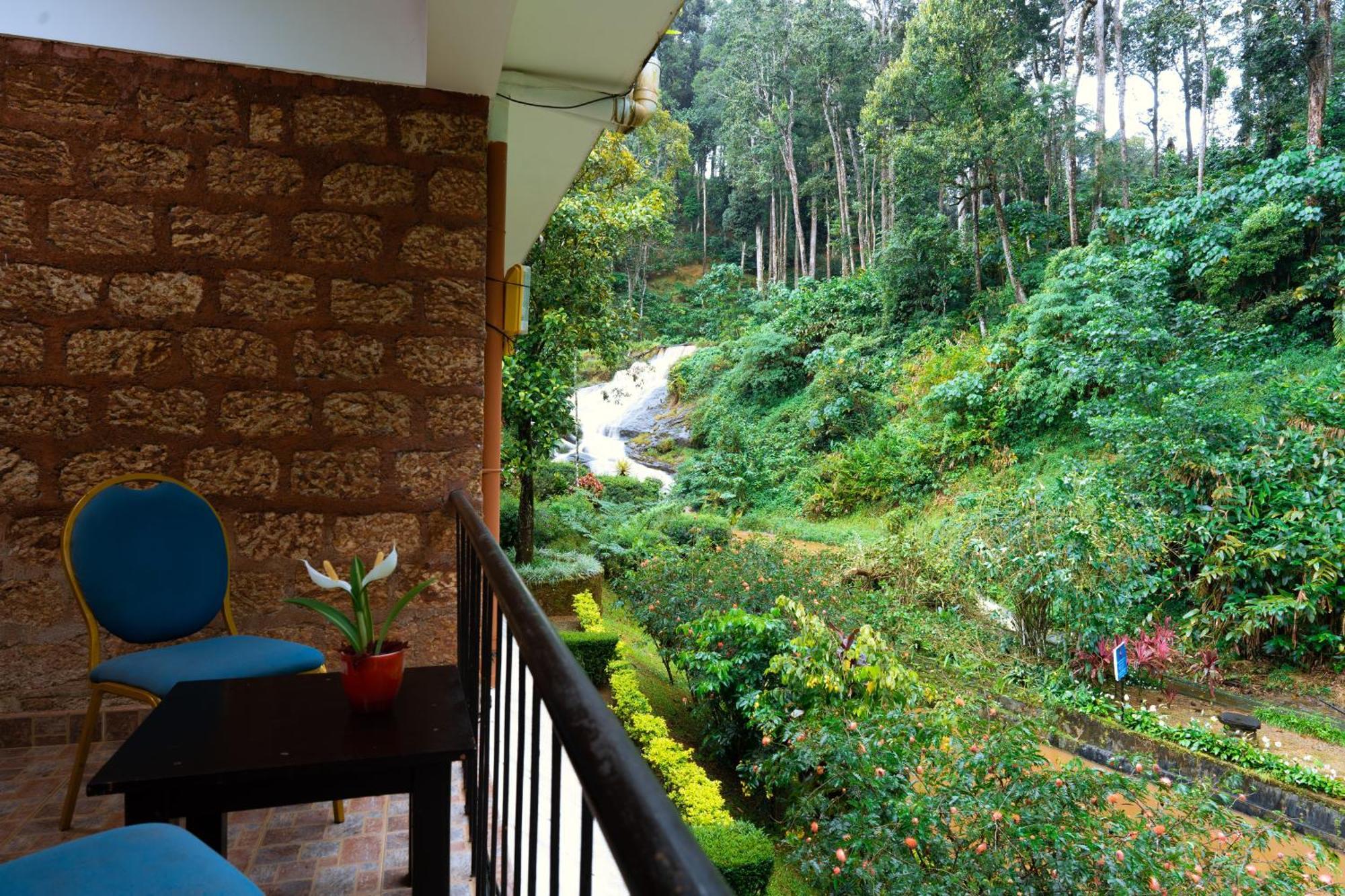 Falling Waters Munnar Eksteriør billede